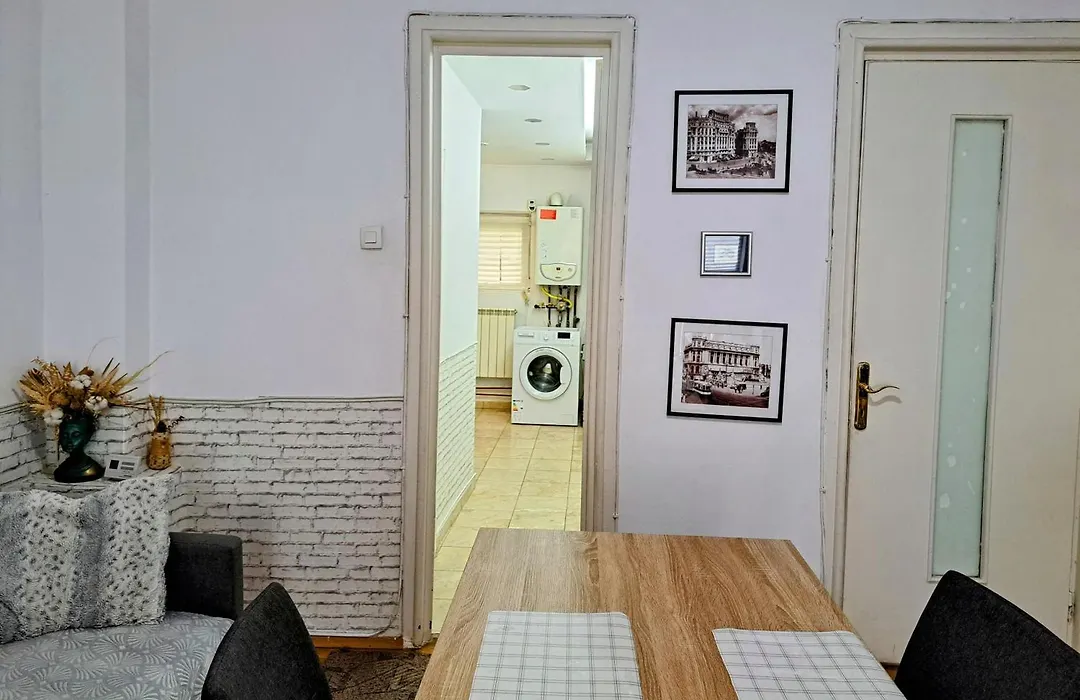Luxury Apartment Piata Romana-1